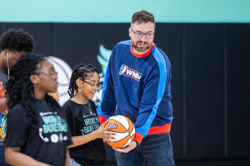 New York Liberty Head Coach Chris DeMarco participates in a clinic with Uncommon Excellence Girls Middle School at a welcome event for Satou Sabally at the Brooklyn Basketball Training Center, Friday, April 17, 2026, in Brooklyn, NY. Corey Sipkin for the NY POST