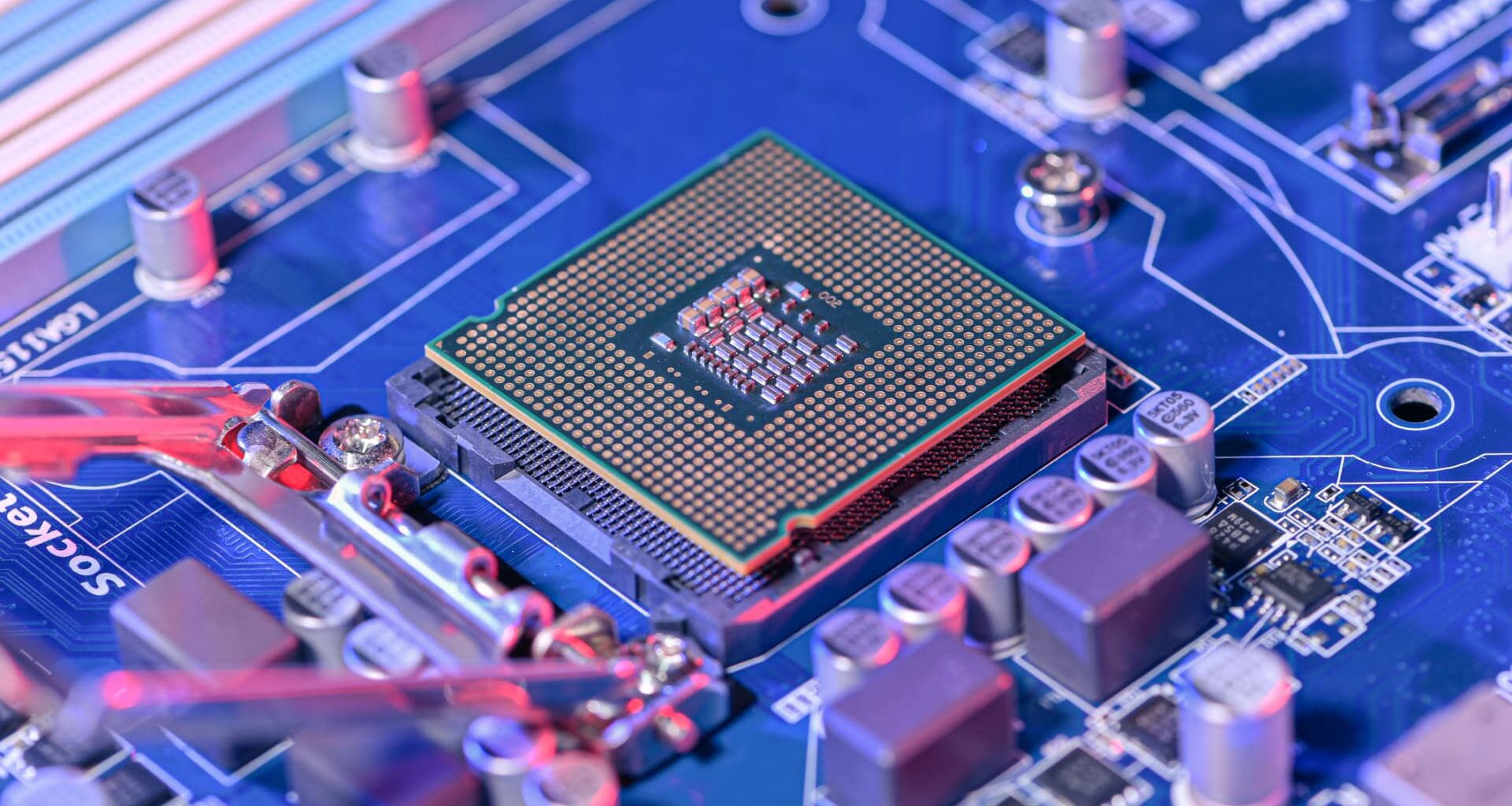 Jim Cramer says it's time to trim this volatile AI chipmaker