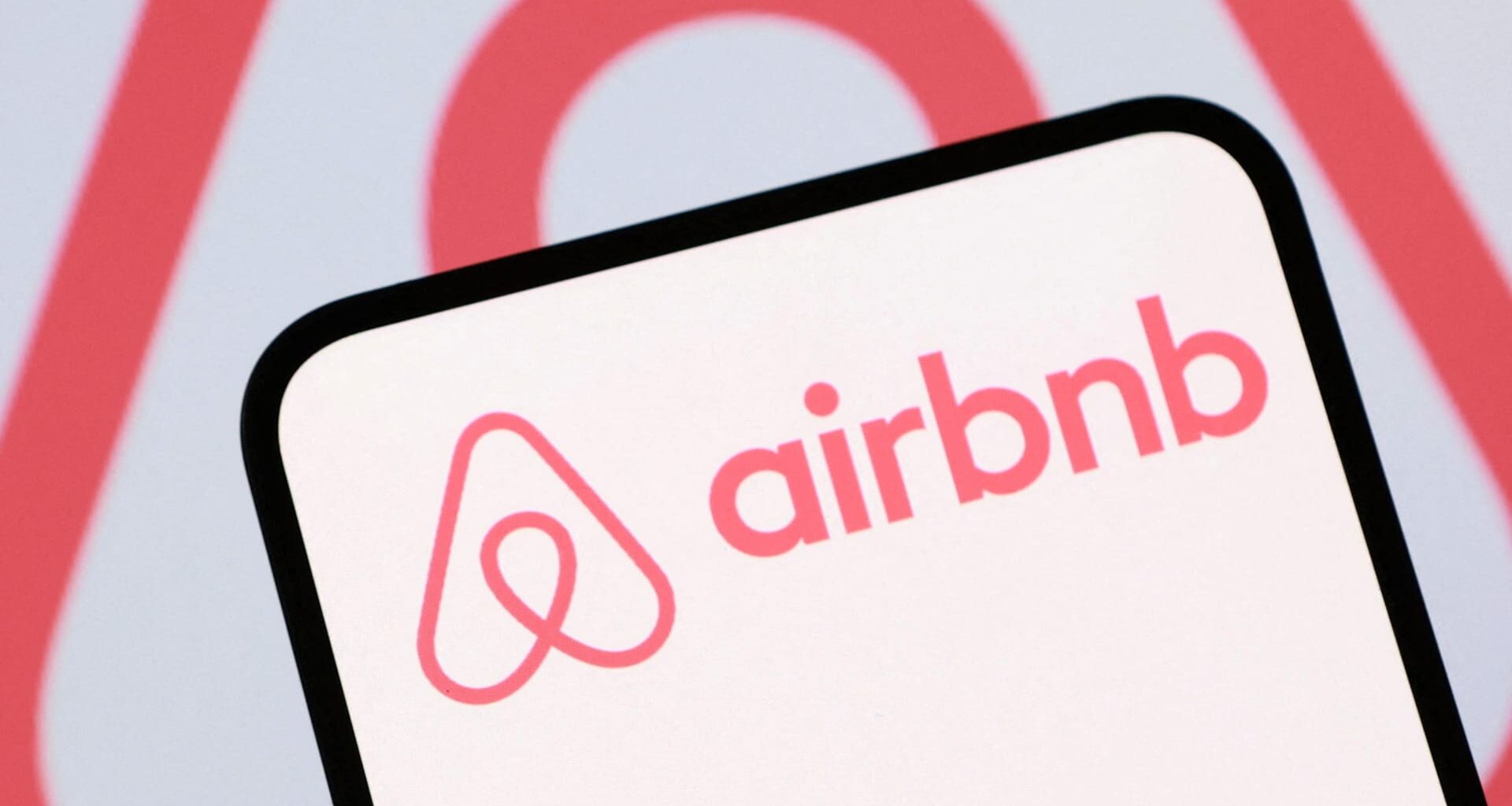 Airbnb adds hotels, car rentals and AI features in latest expansion