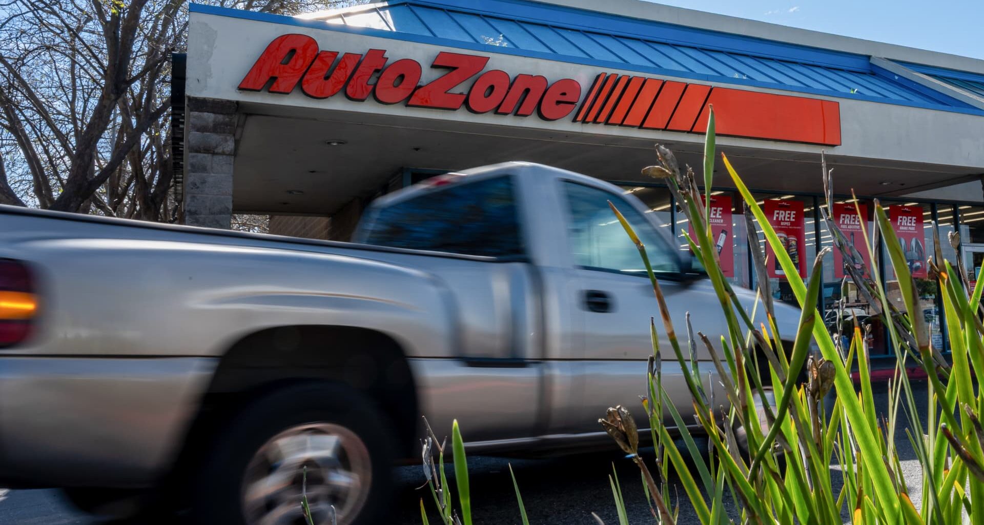 AutoZone stock on pace for worst trading day since May 2022