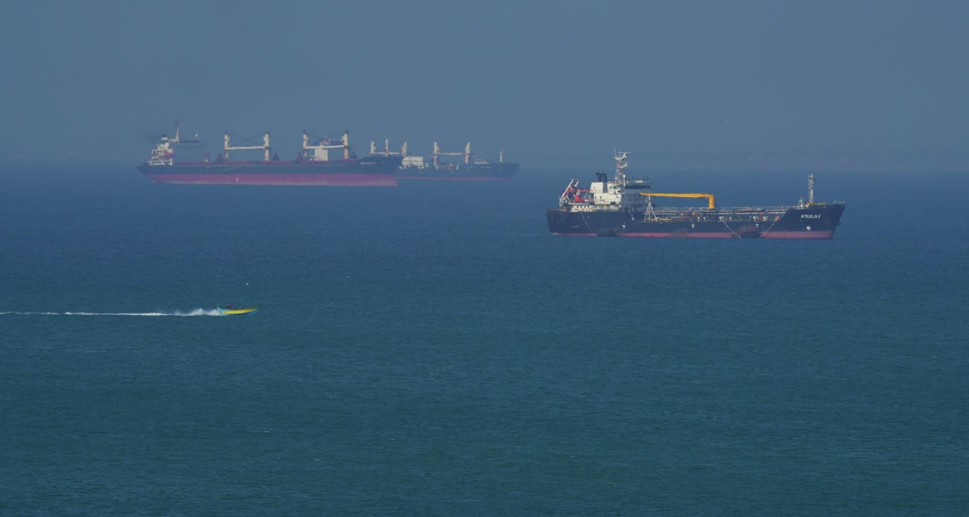 Oil prices mixed in choppy trade as Trump plans to 'free' ships stranded due to Mideast conflict