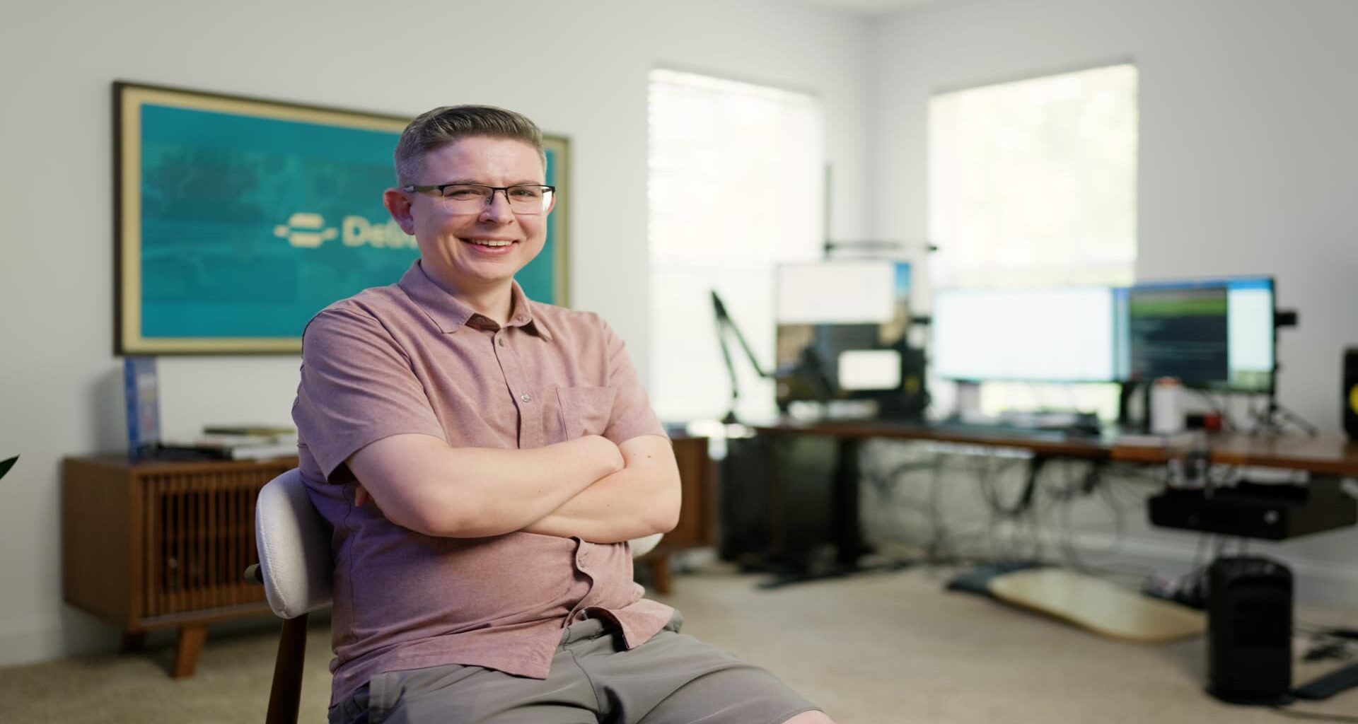 33-year-old makes $192K/month negotiating car deals for people—how he built a remote business