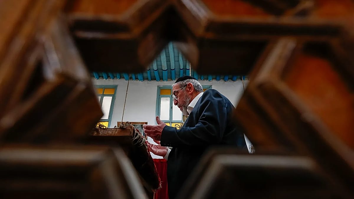 Syria's Jewish community in Damascus wants to keep kosher food on the menu