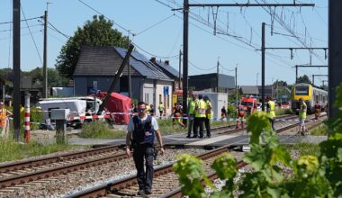 Four dead and two injured after train hits school bus in Belgium, deputy PM says