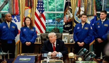 5 things to know for April 30: Astronauts honored, interest rates, Iran war, gun control, visa applicants