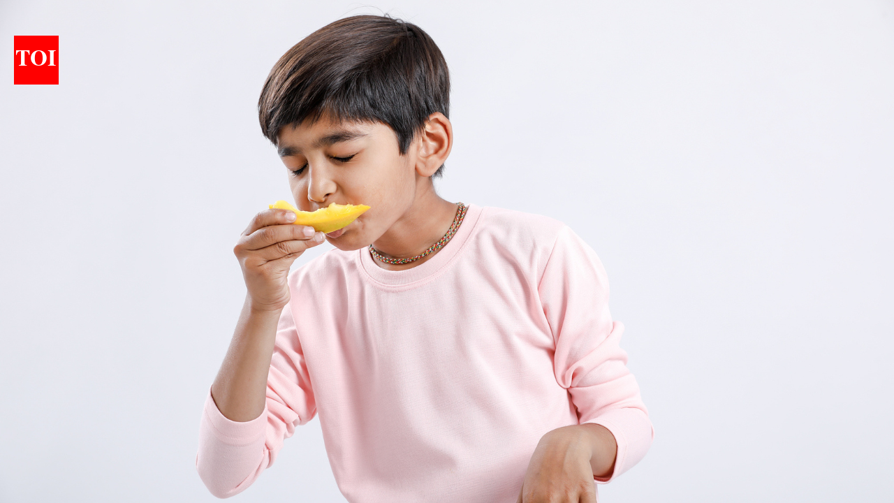 Do Mangoes cause body heat? What happens when you eat too many Mangoes, doctor explains