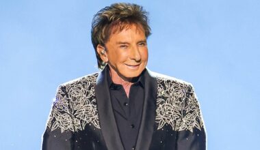 Barry Manilow cancels May Las Vegas shows, plans June UK arena return