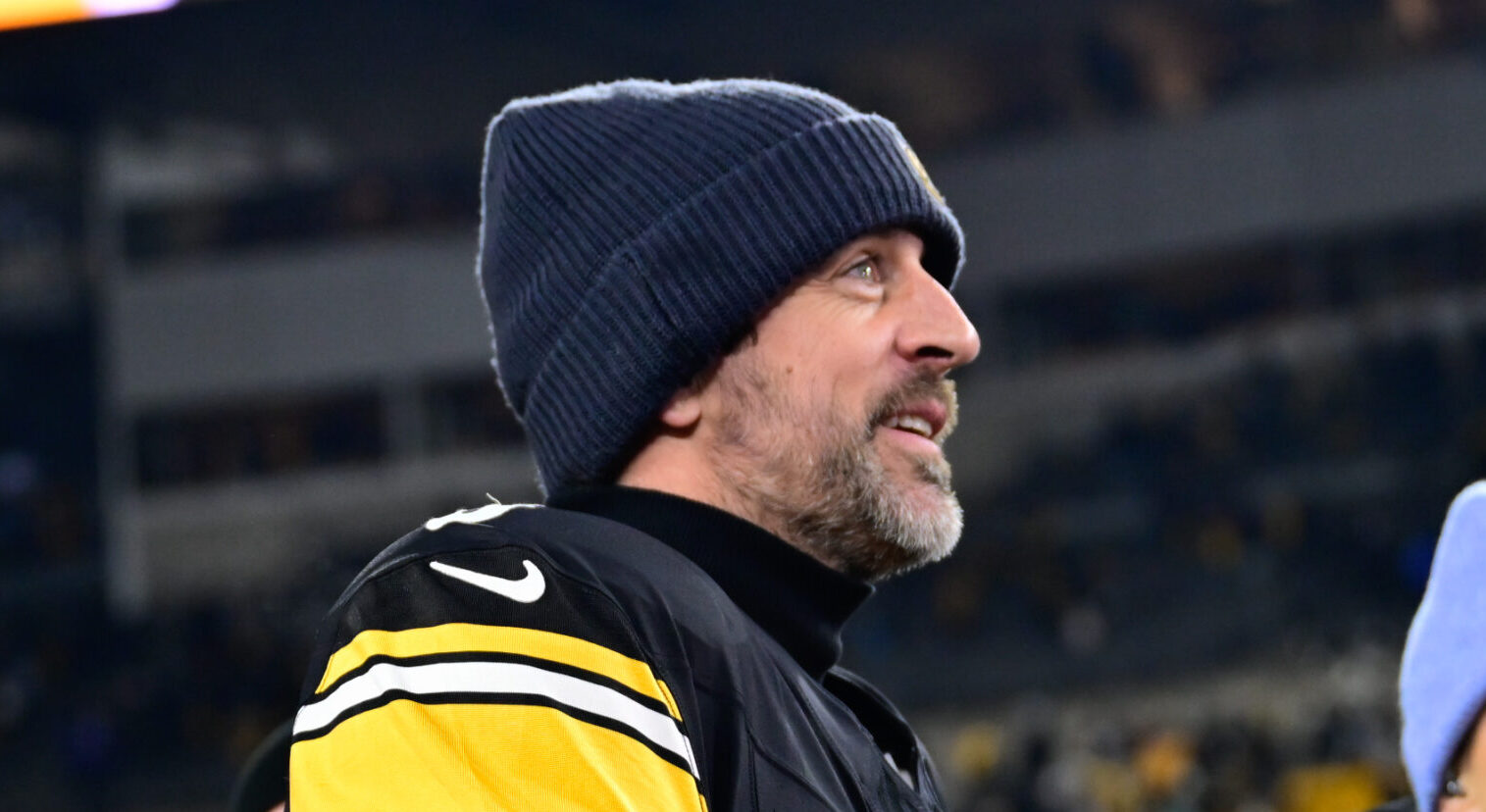 New Team Emerges Has Competition with Steelers for Rodgers