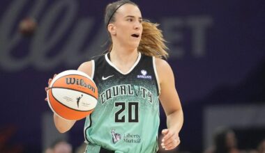 Sabrina Ionescu dodges significant injury after scary ankle roll, out for at least 2 weeks