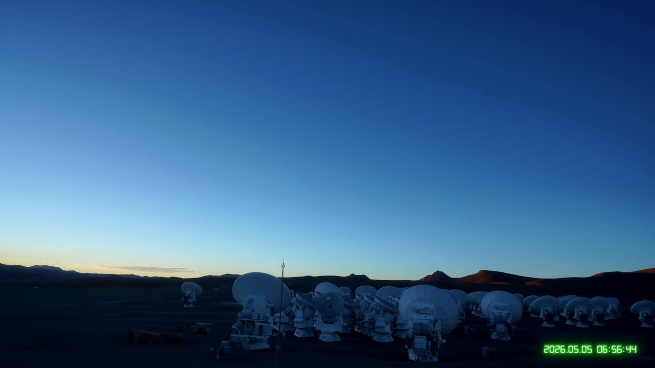 The Atacama Large Millimeter/submillimeter Array (ALMA) and Starry sky LIVE, Chile - YouTube