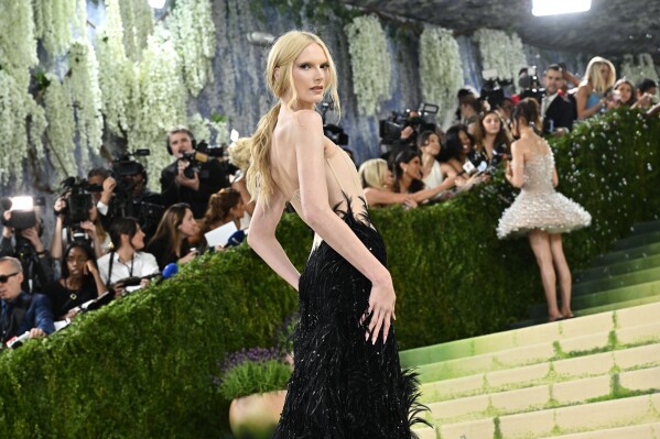 Alex Consani arrives at The Metropolitan Museum of Art's Costume Institute benefit gala celebrating the opening of the "Costume Art" exhibition on Monday, May 4, 2026, in New York. (Photo by Evan Agostini/Invision/AP)