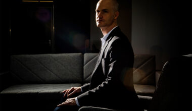 Formerly SF-headquartered Coinbase to lay off 700 workers in AI shift