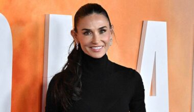 Demi Moore corrects fans on how to pronounce her name in viral clip