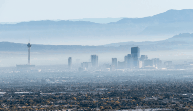 Thousands Advised To Stay Inside in Arizona, California Due To Air Quality