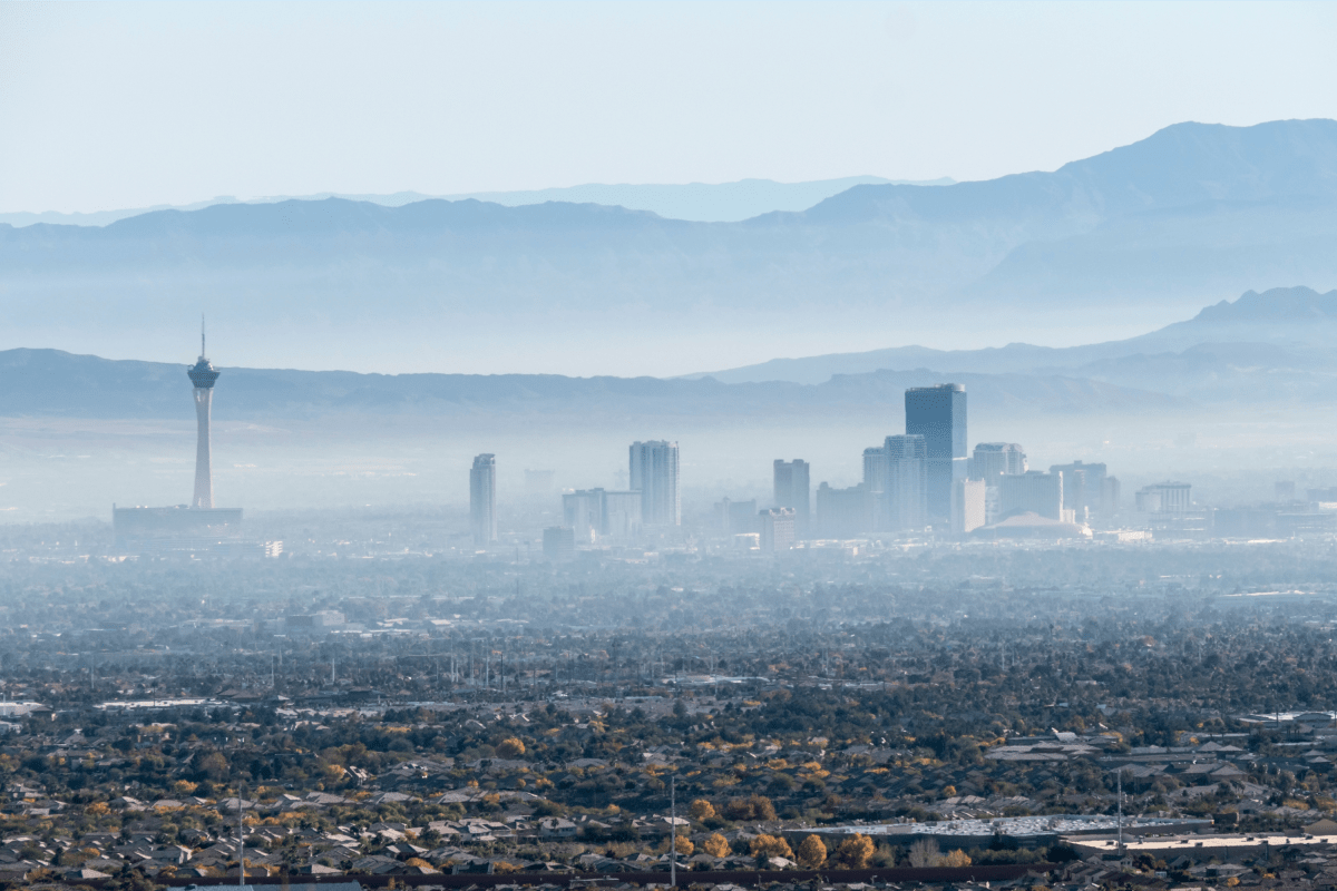 Thousands Advised To Stay Inside in Arizona, California Due To Air Quality