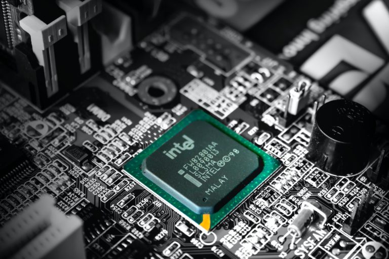 Intel Corporation (INTC) Appoints Qualcomm Executive to Manage its PC and Physical AI Business