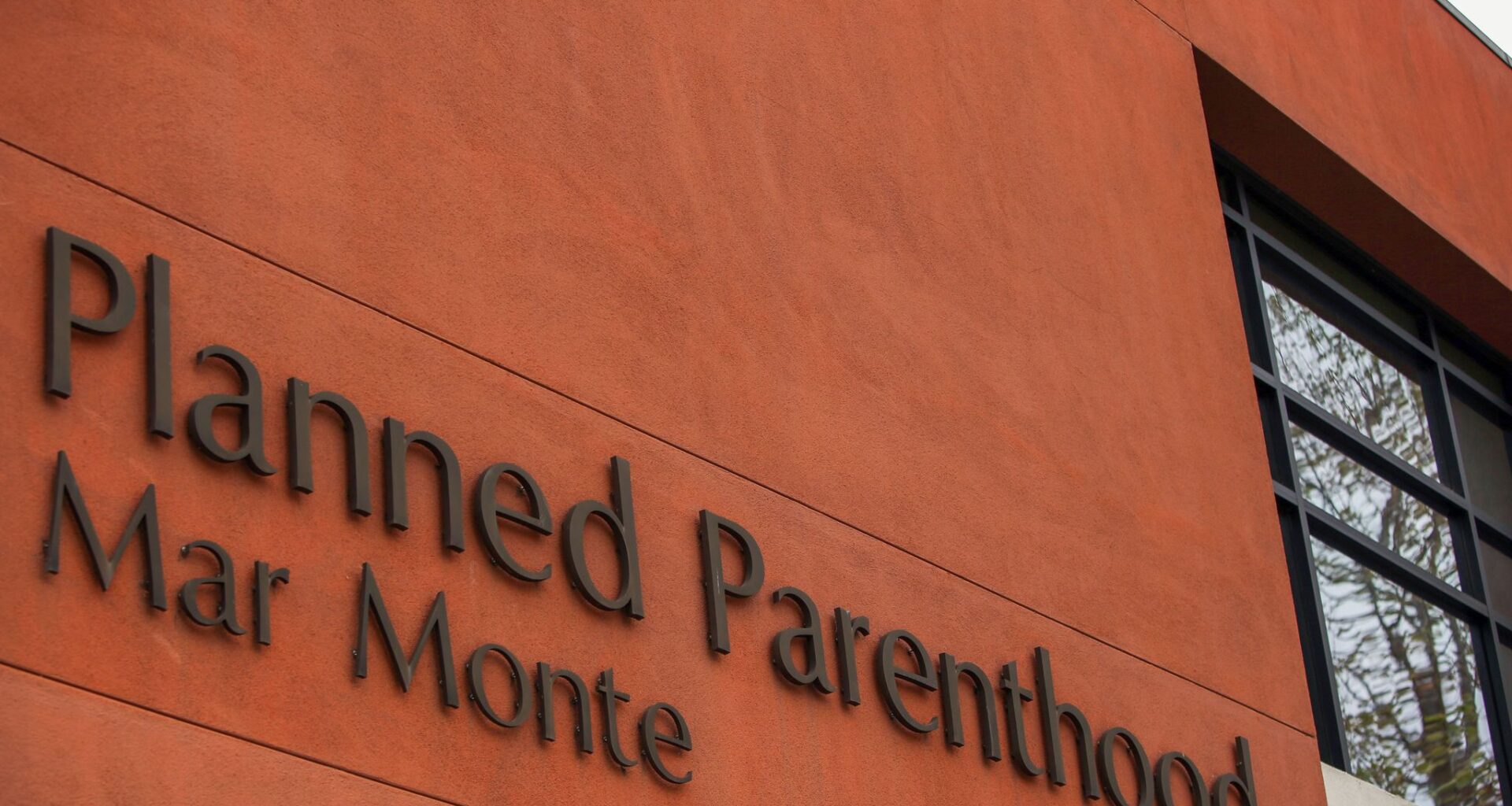 Bay Area Planned Parenthood workers are unionizing, citing Trump cuts