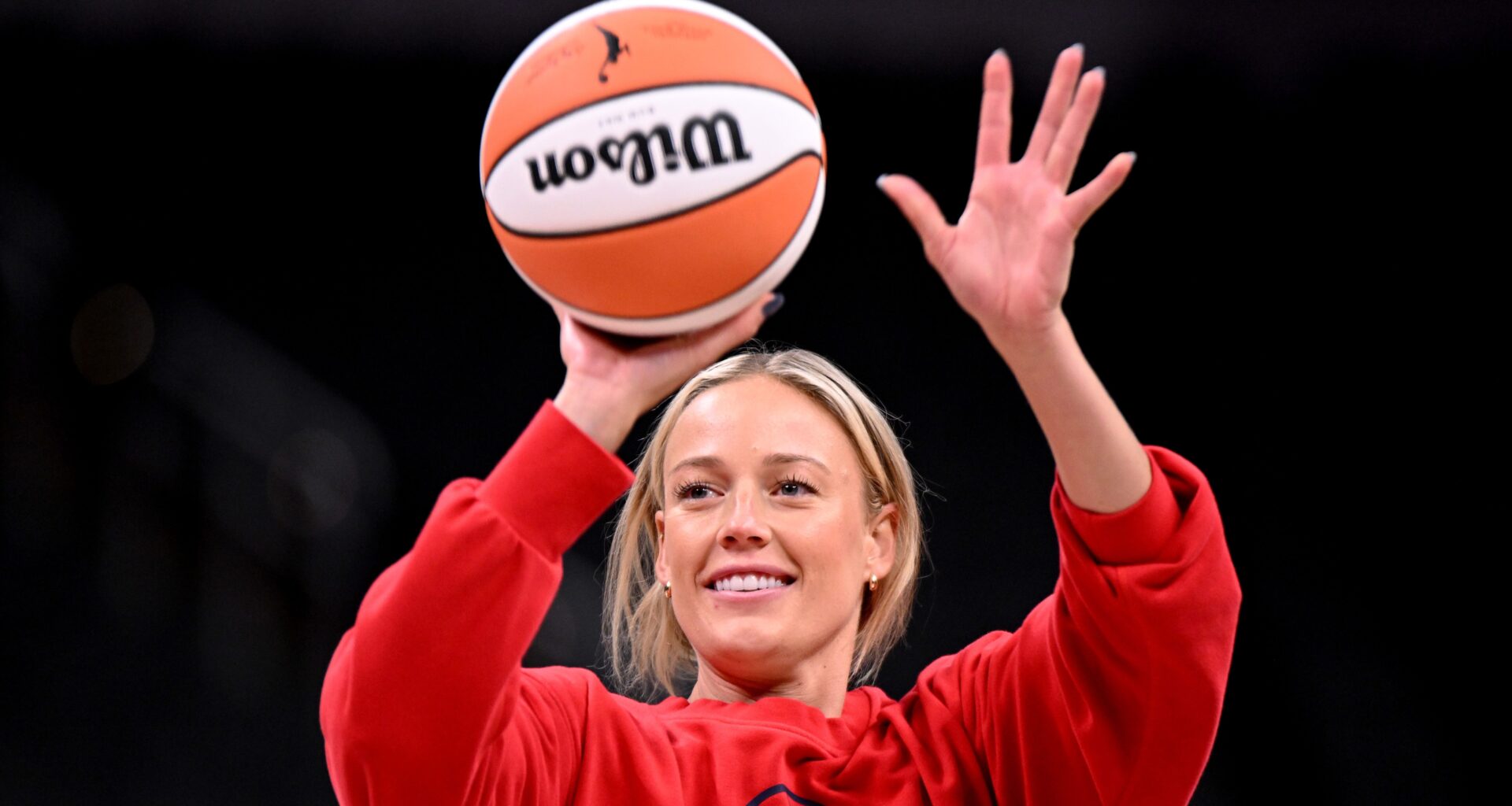 Stephanie White Reveals Plans for Sophie Cunningham this Season