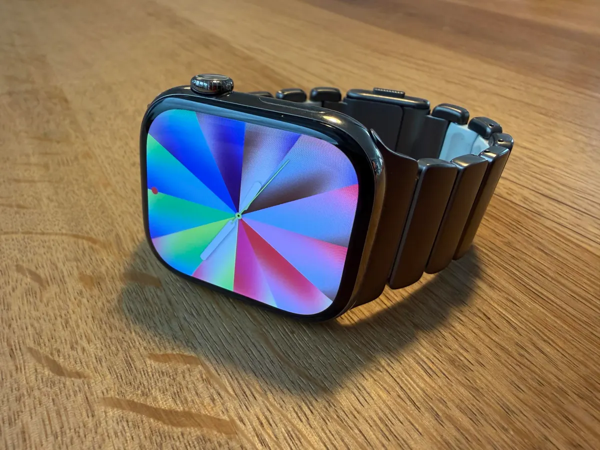 Apple Watch Pride Luminance: What The New Watch Face Is Like And How To Get It