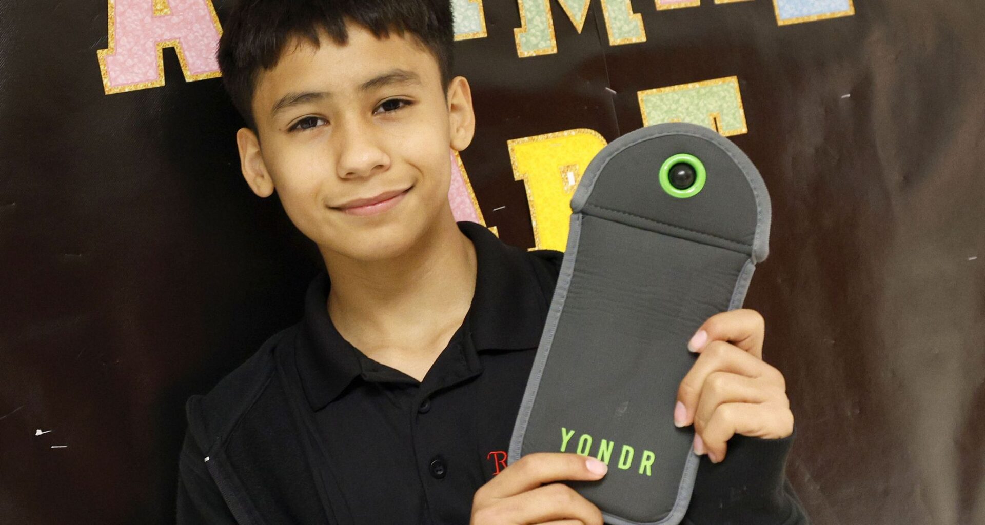 Cellphone ban helps Dallas school improve discipline