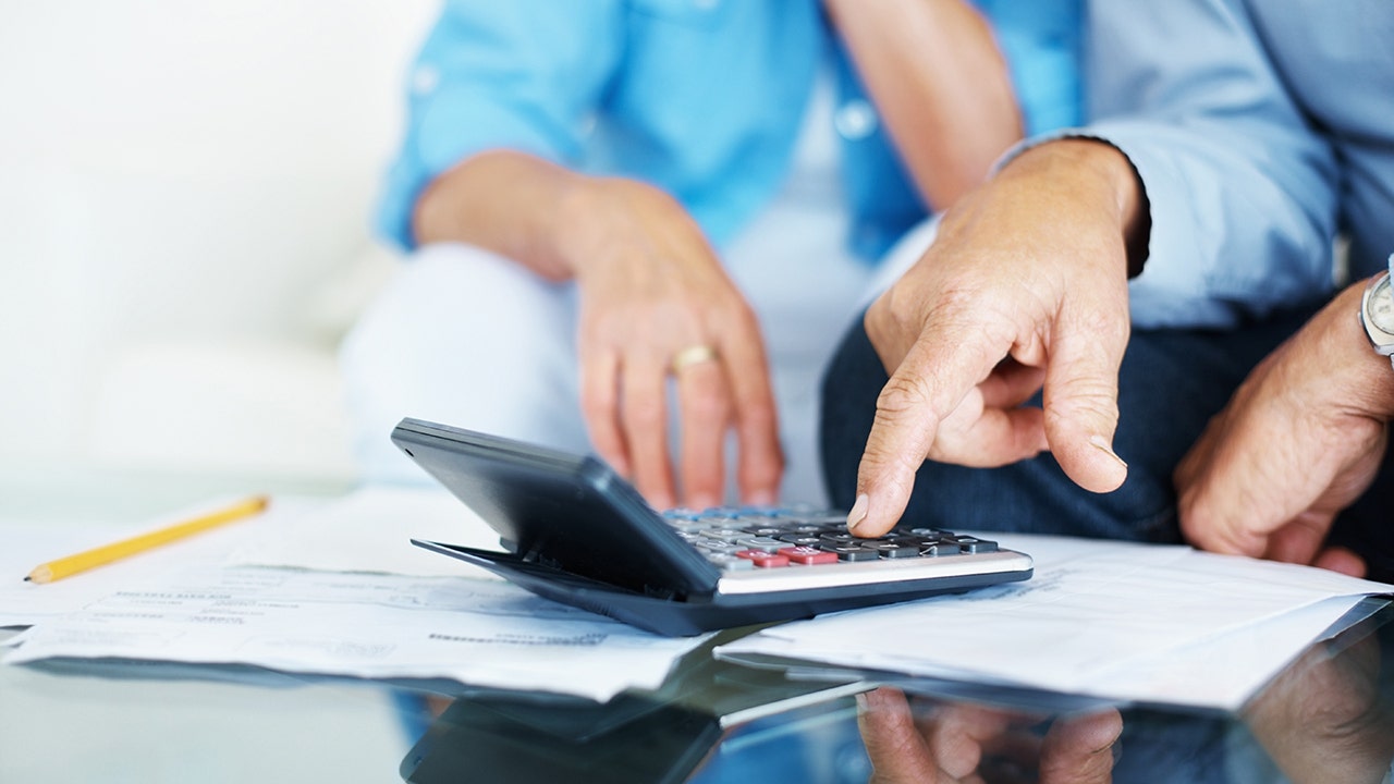 Americans rethink retirement plans as longer lives, rising costs collide
