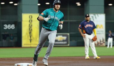 Raley hits 3-run home run as Mariners beat Astros 8-3