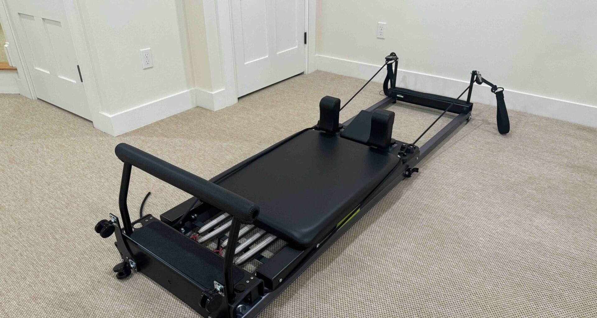 Balanced Body Metro IQ review: A realistic Pilates setup for apartment