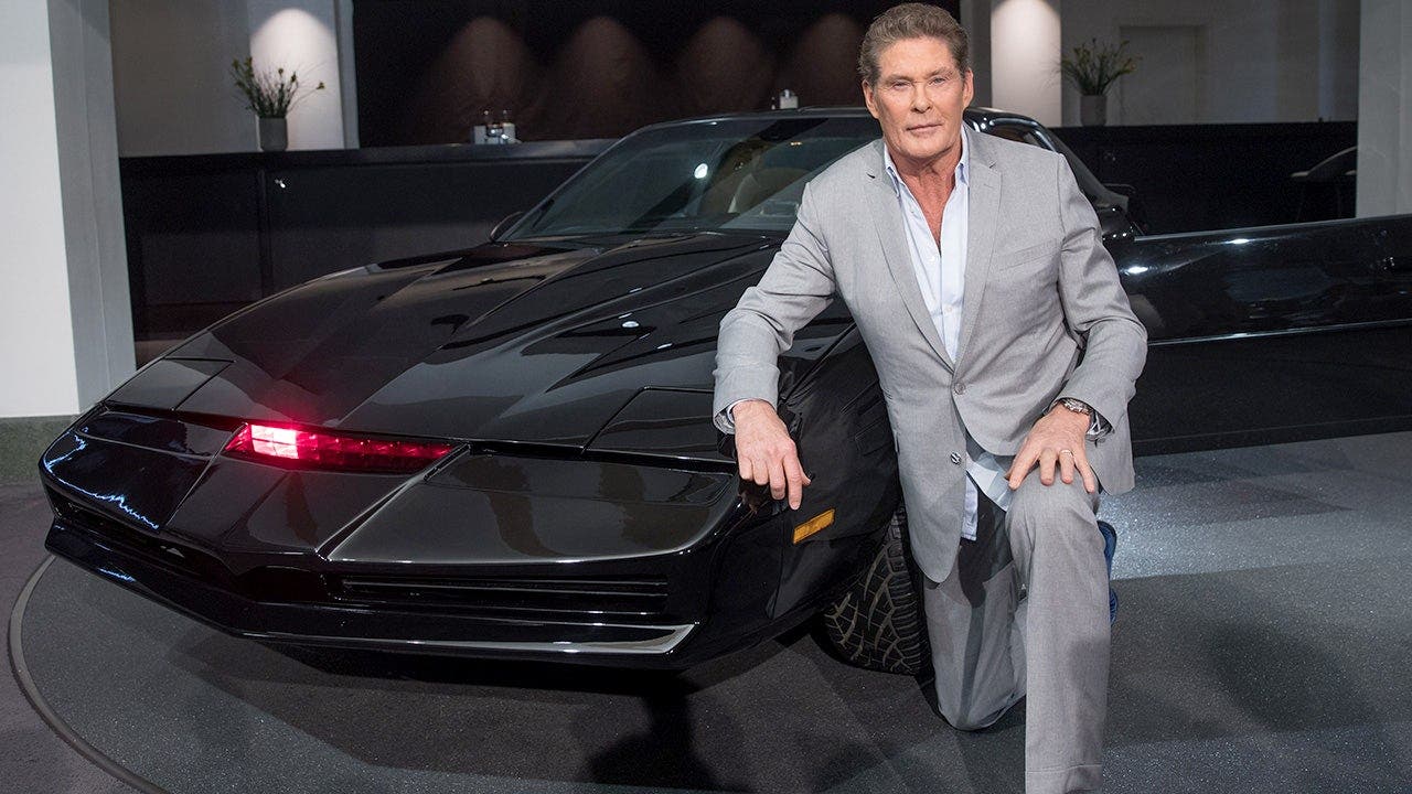 A replica of KITT from 'Knight Rider' got a traffic ticket in another state despite being in a museum