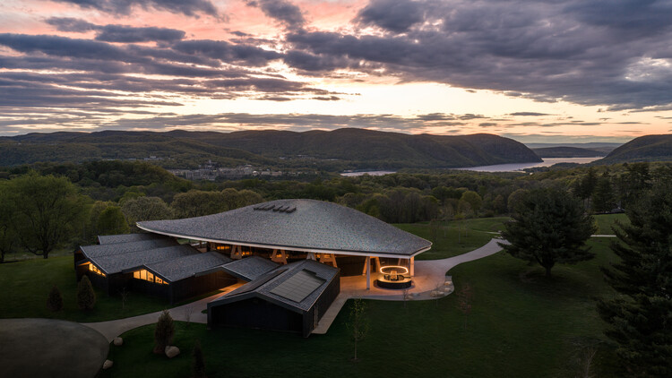 Studio Gang Completes the Samuel H. Scripps Theater Center for Hudson Valley Shakespeare in New York - Image 2 of 10