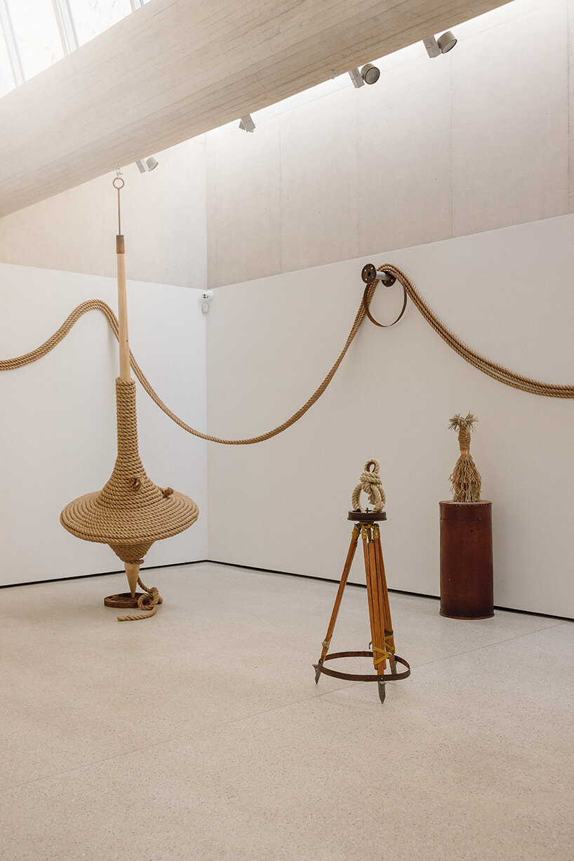 LR Vandy tells stories of labor, movement, and collective resistance through rope sculptures - 6