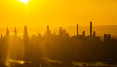 Elevated ozone pollution prompts air quality alerts for NYC region