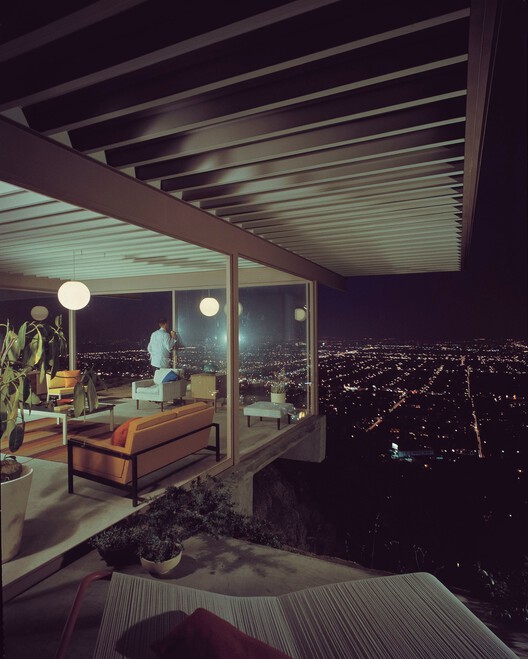 Case Study Houses and the Myth of a Universal Domestic Ideal - Image 3 of 21
