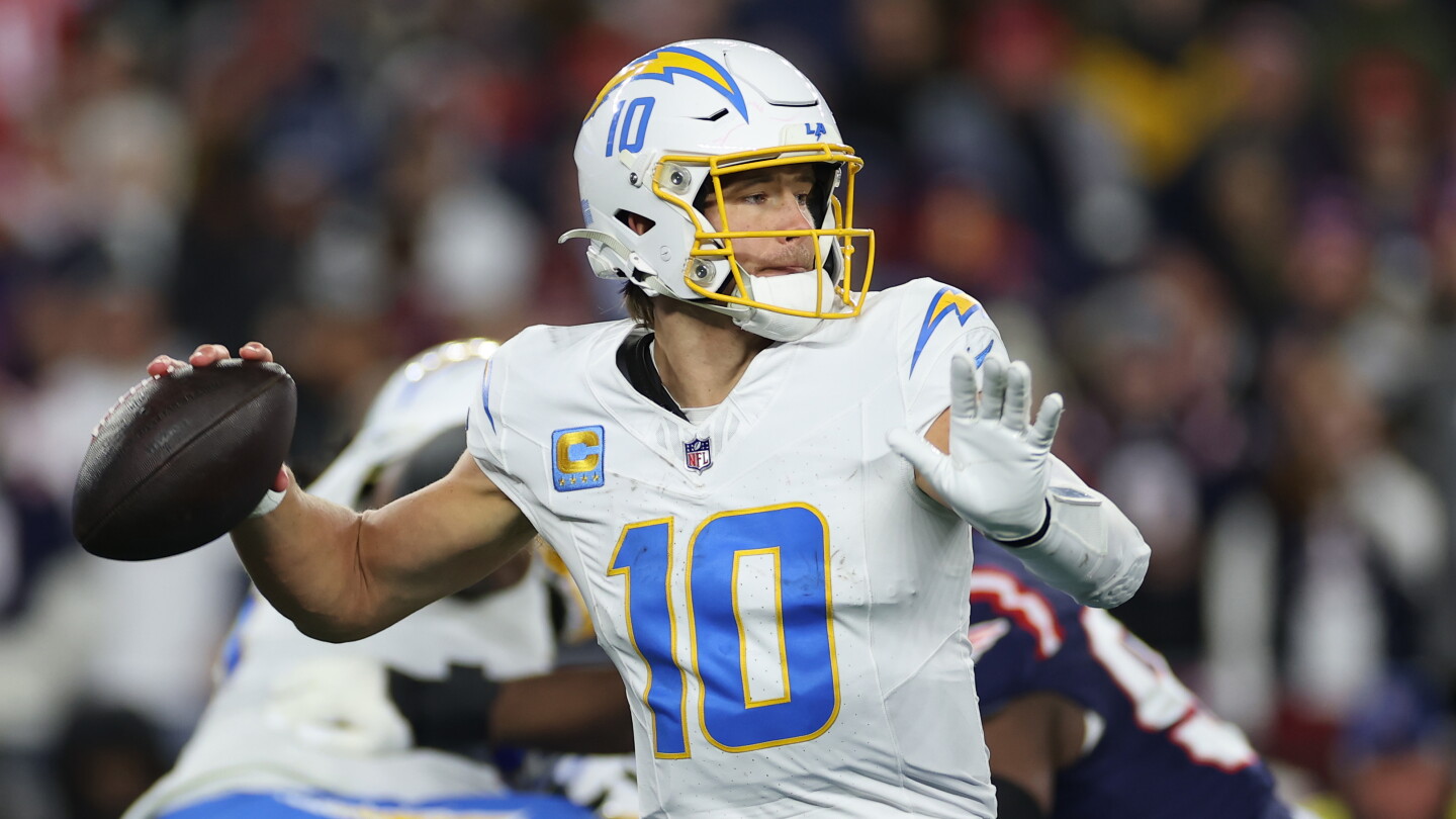 Justin Herbert not attending Tuesday's voluntary offseason work