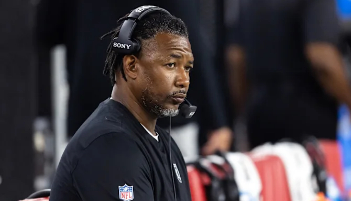 Raiders' DC Only Ran His Defense for 6 Quarters under Pete Carroll, Report Says