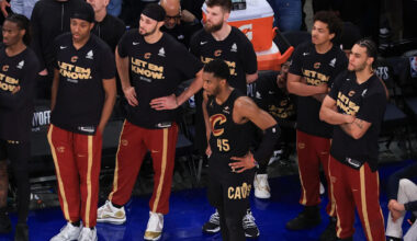 Game 1 collapse 'that can't happen' leaves Cavs searching for answers