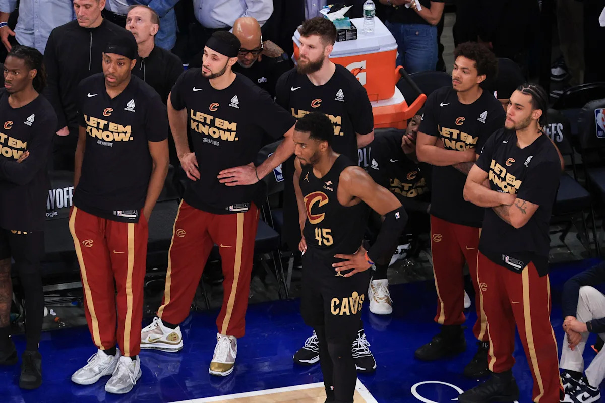 Game 1 collapse 'that can't happen' leaves Cavs searching for answers