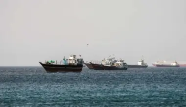 Iran introduces ship vetting rules for Hormuz transit - Shafaq News