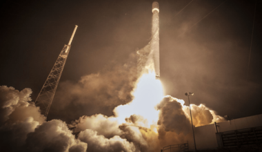 SpaceX unveils plans for blockbuster market debut that could push Elon Musk toward trillionaire status