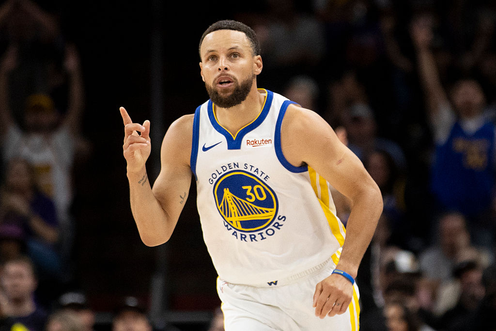 Golden State Warriors v Phoenix Suns
