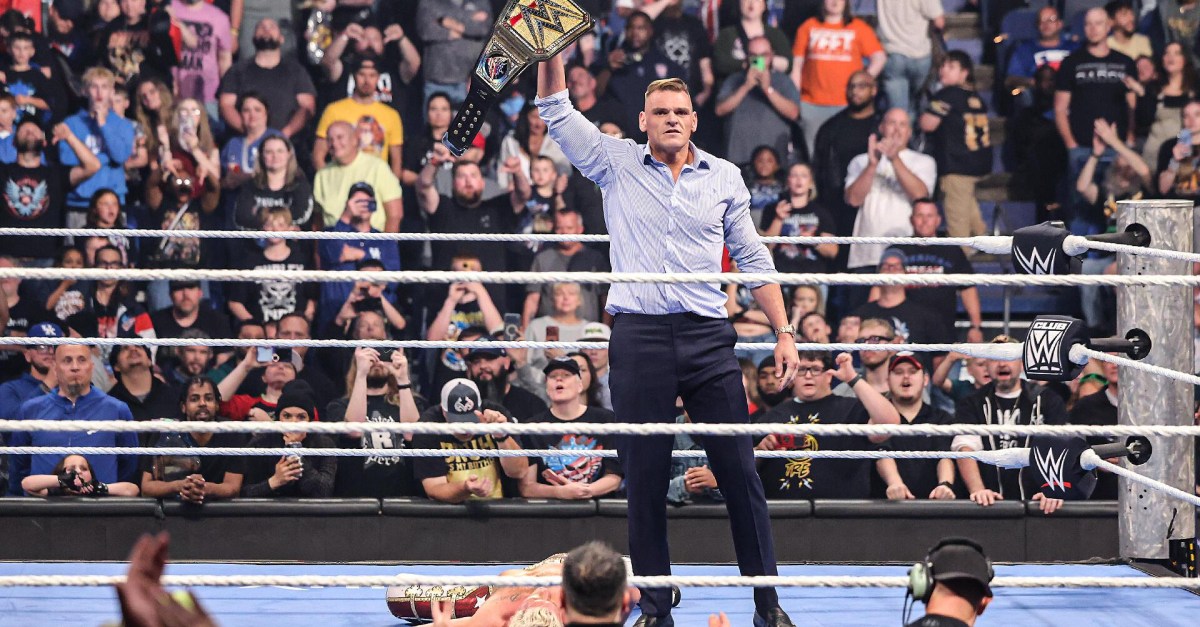 SmackDown recap & reactions: Sign the damn contract already