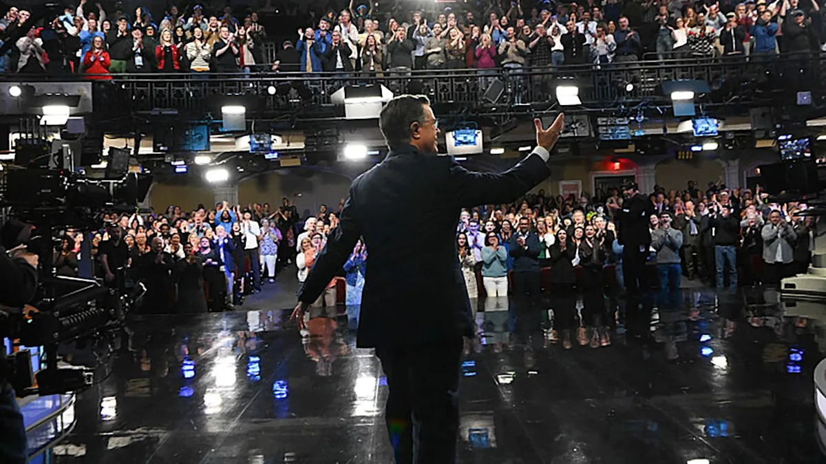 Final Pic Of The Late Show Staff Shows How Many People Lost Jobs As CBS Claimed Millions In Losses