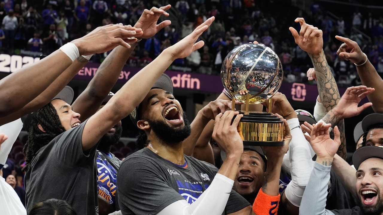 Knicks sweep Cavs, advance to NBA Finals for first time since 1999