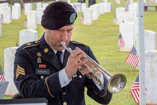 U.S. Army Hawaii commemorates fallen heroes on Memorial Day