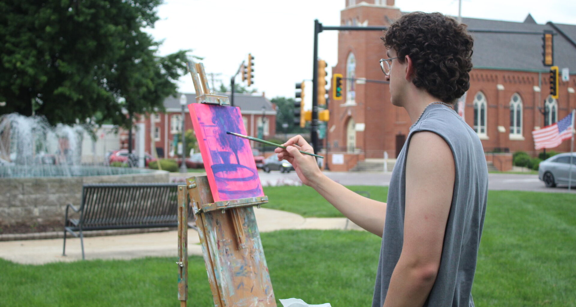 Joey Crivello, a soon-to-be at SIUE, is a student in the Plein Air Landscape Painting class, which spent the morning at City Park.