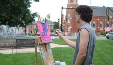 Joey Crivello, a soon-to-be at SIUE, is a student in the Plein Air Landscape Painting class, which spent the morning at City Park.