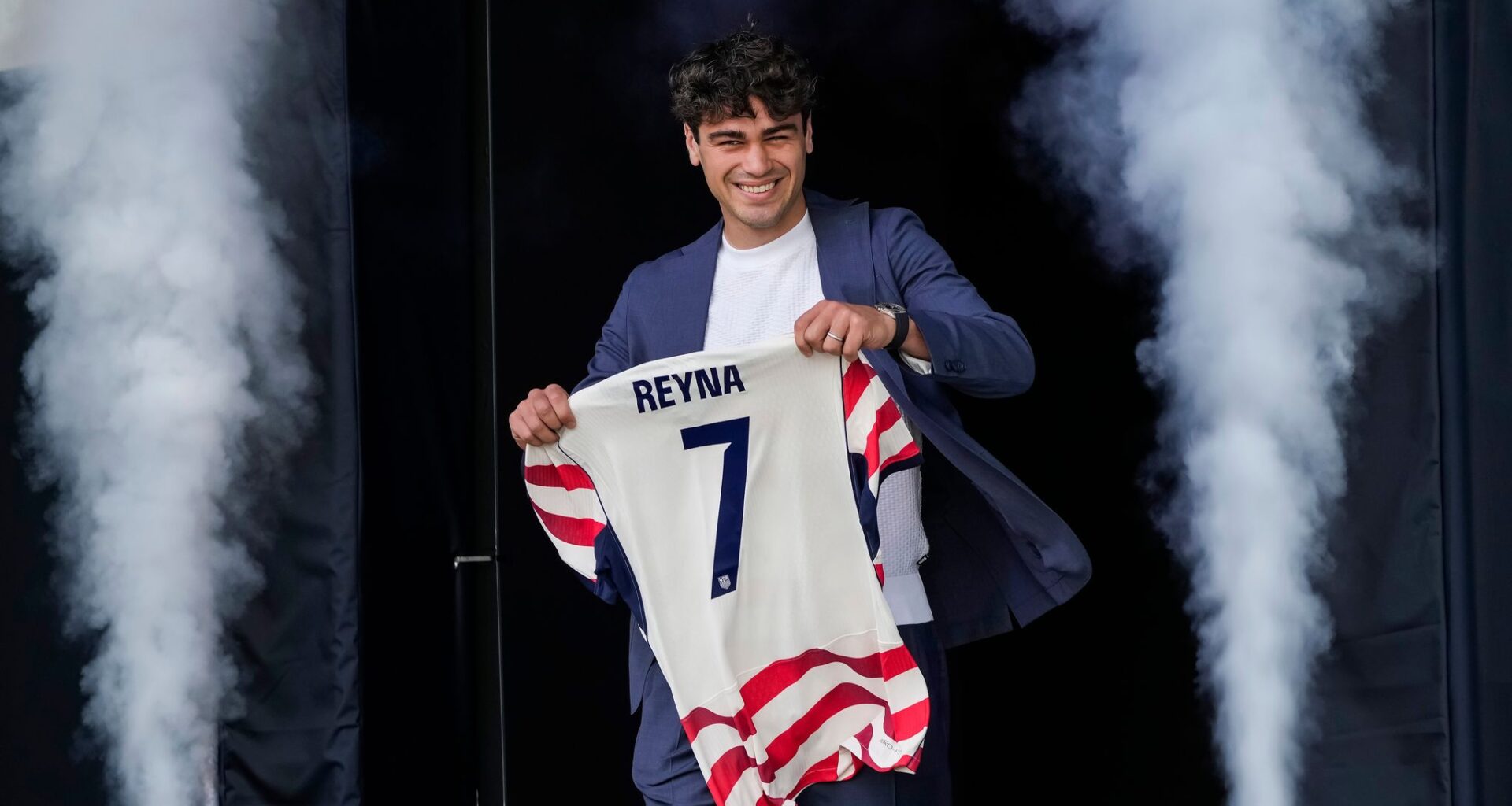 Gio Reyna and Joe Scally bring a close bond forged in Germany to US World Cup roster
