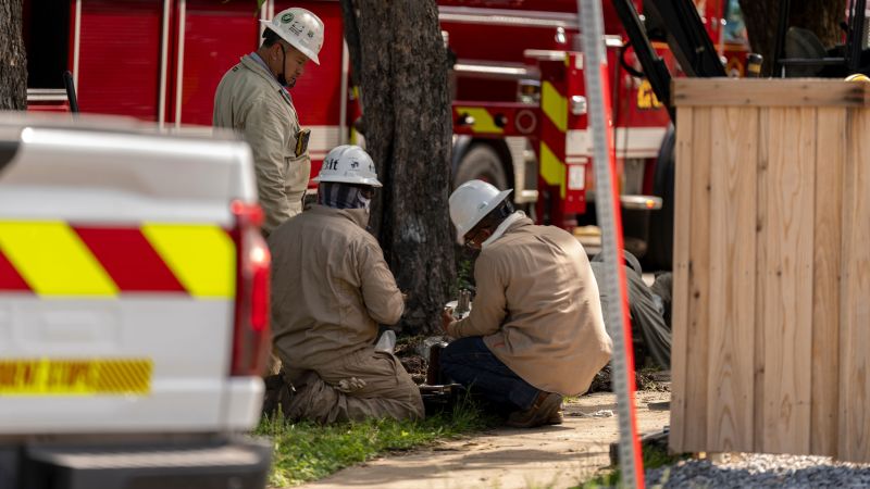 Dallas apartment fire: Explosion and fire at apartment building kills at least 3 people, including a child