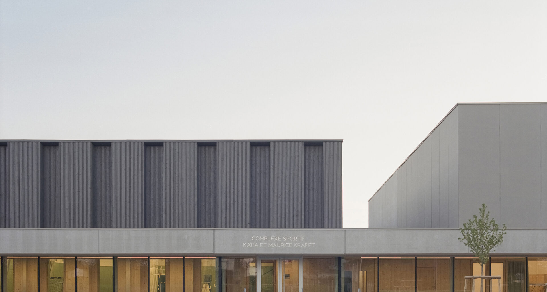 Katia and Maurice Krafft Sports Complex / rhb architectes