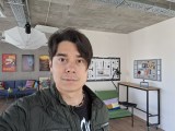 Selfies comparison: Galaxy A57 - 25mm, f/2.2, ISO 250, 1/100s (4000x3000px) - Samsung Galaxy A57 vs. Galaxy S25 FE