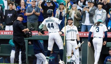 Mariners hit 4 home runs in 5-1 win over D-Backs